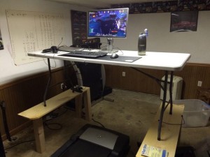 Stand up gaming desk